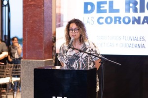 Nuevo Centro Cultural Presenta Obras de Arte en el Puerto