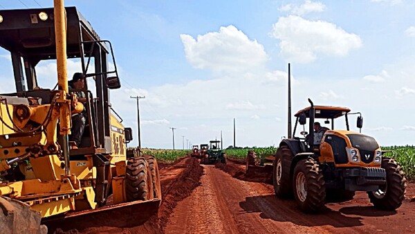 Titular del MEF califica como “pésima” la gestión del MOPC