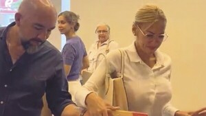 Arévalo ofreció bombones al ser escrachado en un súper