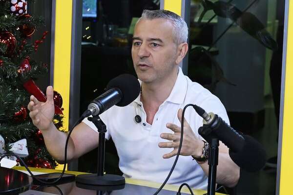 AUDIO: Municipalidad de Asunción: Dani Centurión promete “echar a patadas” a “planilleros”. - No tiene nombre - ABC Color