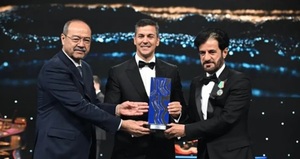 La FIA distinguió al Rally del Paraguay como el mejor del año y Peña recibió el trofeo