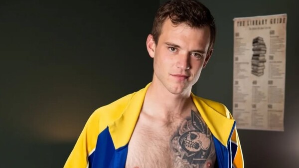 Popular / ¡Omano famoso actor de películas tie'y!