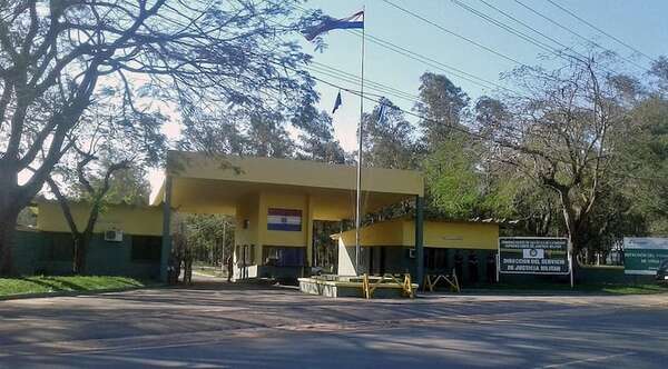 Frustran intento de ingreso de celular escondido en un termo durante visita a Gianina García Troche - Canal-E