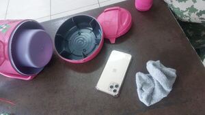 Detectan celular oculto en termo en Viñas Cué