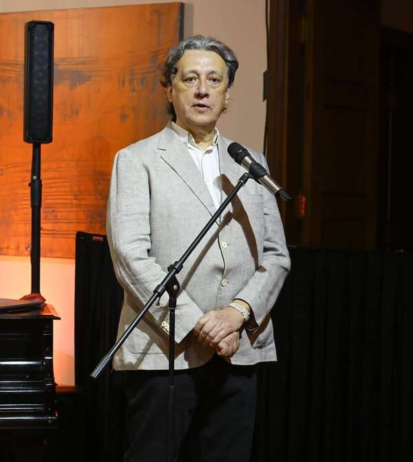 Solano Benítez exhibe avances de su diseño para el Centro Pompidou de Foz de Iguazú - Cultura - ABC Color