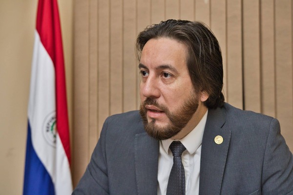 Senador Velázquez: No hay ruptura en el este del país