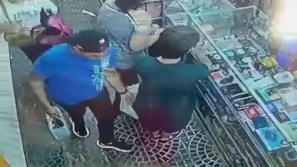 Popular / (VIDEO) ¡Cháke descuidistas en el Mercado 4!