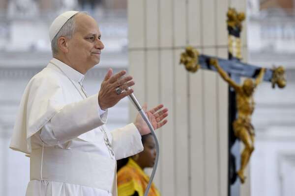 El papa insta a conceder indultos durante la misa del Jubileo dedicado a los presos - Mundo - ABC Color