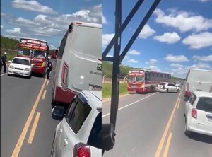Furia al volante en Luque: colectivo embiste a auto tras discusión