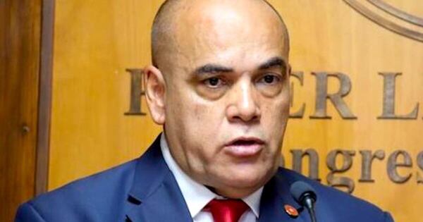 La Nación / Anuncian proyecto de ley para reglamentar la senaduría vitalicia