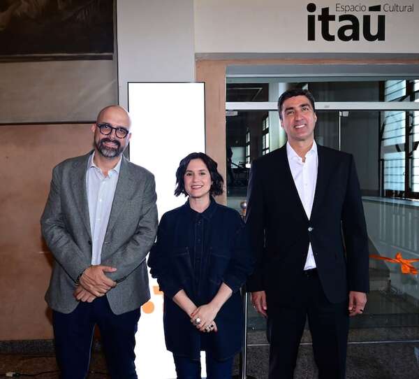 Itaú inauguró Espacio Cultural en el Puerto de Asunción - Sociales - ABC Color
