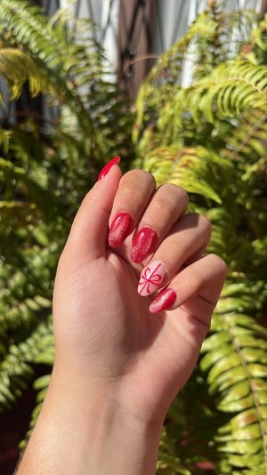 Manicuras de Fin de Año: Diseños y Colores en Tendencia