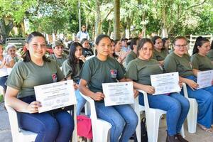 Jefas de Hogar del Guairá Rompen Barreras en Trabajo Rural