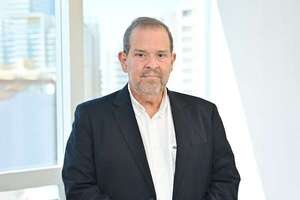 AUDIO: Economía crece 6%, pero las familias se endeudan más, según exministro  - La Primera Mañana - ABC Color