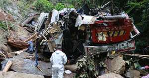 La Nación / Trágica graduación: 16 estudiantes mueren en accidente en Colombia