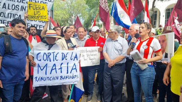 Exigen renuncia de ministros de la Corte por reunión con políticos - Judiciales.net