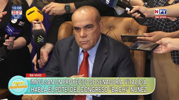 Congreso debate proyecto que permitiría a expresidentes asumir como senadores activos