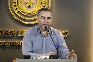 Ever Villalba cuestiona acuerdo del PLRA con Cruzada Nacional en Ciudad del Este