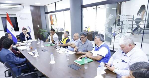 Diario HOY | Se confirma la huelga de choferes para mañana y el miércoles: no hubo acuerdo