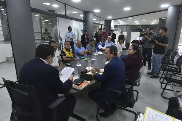 Falla negociación y huelga de choferes se mantiene - Economía - ABC Color