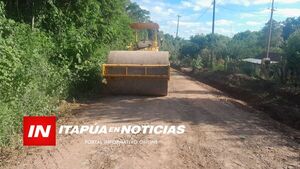 MUNICIPALIDAD DE NUEVA ALBORADA CONTINÚA CON EL MANTENIMIENTO DE CAMINOS