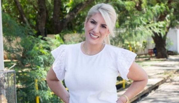 Precandidata a la intendencia de Cruzada Nacional, Arlene Aquino se retira de la Alianza Unidos por Asunción