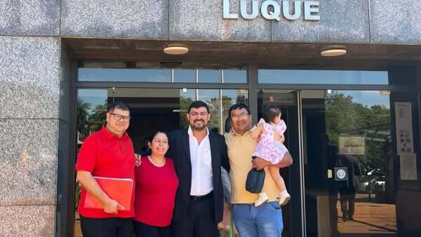 Candidato a concejal querelló a su correlí por pollada