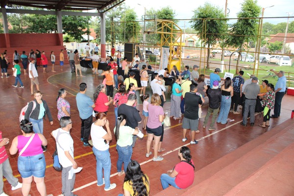 Entregas de bonos sociales EBY se concretaron hoy en San Isidro de Encarnación