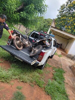 Tres personas resultan heridas tras choque de motos en Arroyito - Concepción al Día