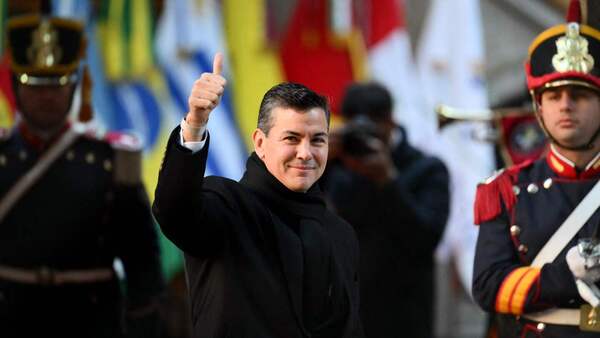 Santiago Peña dice que apunta a impulsar apertura económica del Mercosur