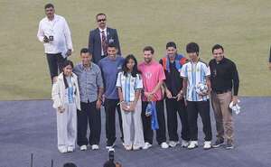 Una foto y un saludo con Messi en la India, una experiencia de más de 11.000 dólares - Fútbol Internacional - ABC Color