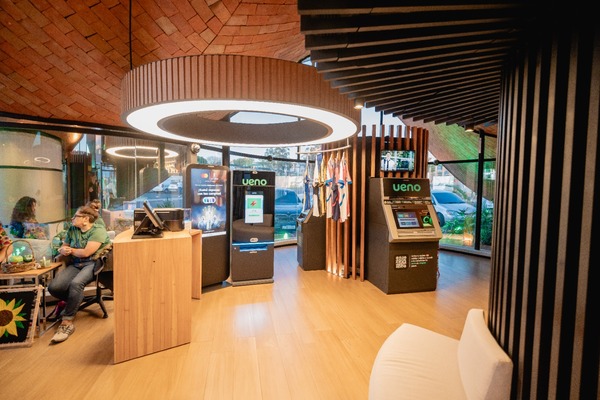 El modelo de atención 24/7 de ueno bank posiciona a Paraguay como pionero regional