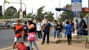 Gobierno pide tolerancia y flexibilidad para trabajadores afectados por huelga de choferes