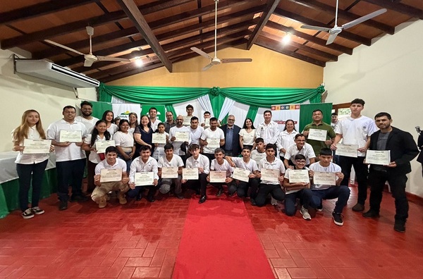 Instituto Belén impulsa el desarrollo del norte con más de 400 egresados en su primer año