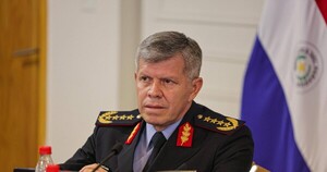 Carlos Benítez consigue los ascensos en la Policía y le gana la partida a Núñez Agüero