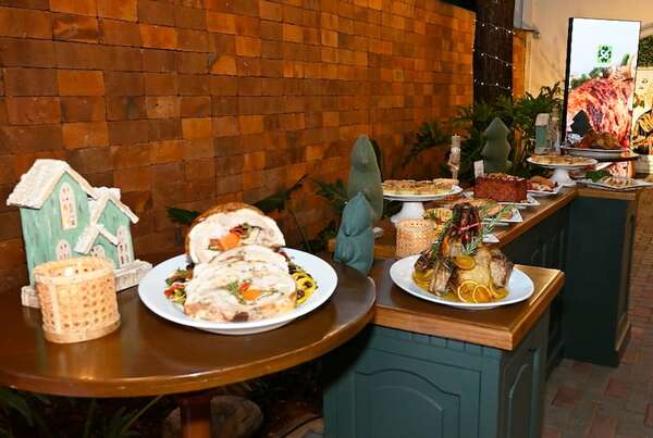 Superseis presentó su menú navideño 2025 - Empresariales - ABC Color