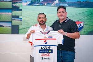 Felipe Giménez es el nuevo entrenador de Nacional