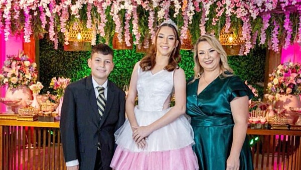 El festejo de quince años de Mía Valentina