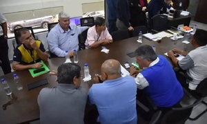 Choferes van al paro por 48 horas tras tensa reunión tripartita - OviedoPress