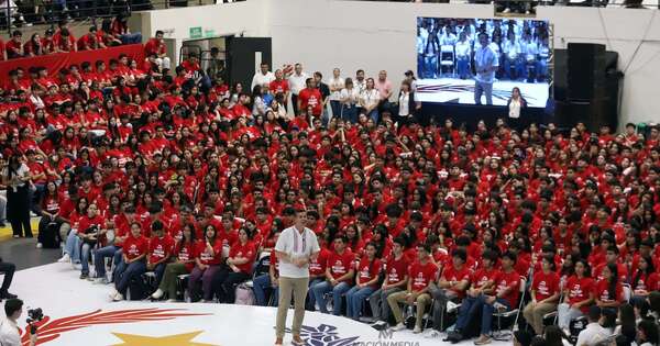 La Nación / Peña anuncia la convocatoria 2026 de las Becas Gobierno del Paraguay