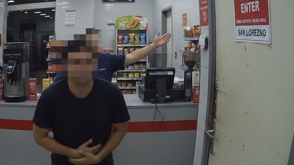 Polémica en surtidor de San Lorenzo: Pidió usar el baño y la playera le dijo que no tenía la llave