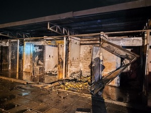 Incendio arrasó 21 casillas en la Feria Municipal La Placita de Encarnación