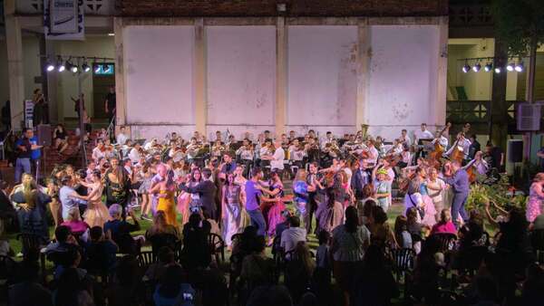 Asunción celebra la Navidad con música, danza y arte en una gran jornada cultural