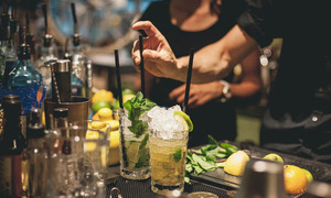 “Mujeres que suman” invita a una clase magistral de elaboración de tragos en la Seccional N° 2 de Coronel Oviedo - OviedoPress