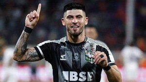 José Florentín volvió feliz para jugar en Olimpia y ashá piden que vaya a la cárcel