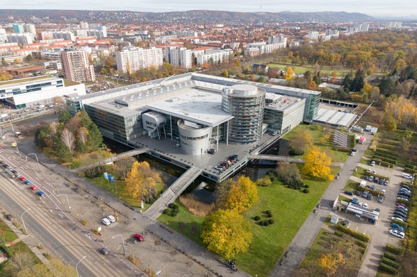 Volkswagen reduce capacidad productiva en Alemania y cierra la planta de Dresde