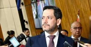 La Nación / Reglamentación de senaduría vitalicia busca dar claridad política, señala Latorre