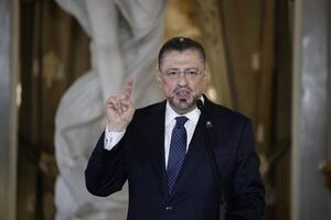 Presidente de Costa Rica podría perder el cargo por beneficiar a un partido político - Mundo - ABC Color