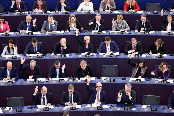 Parlamento Europeo aprueba salvaguardas para avanzar con el acuerdo con Mercosur - Mundo - ABC Color