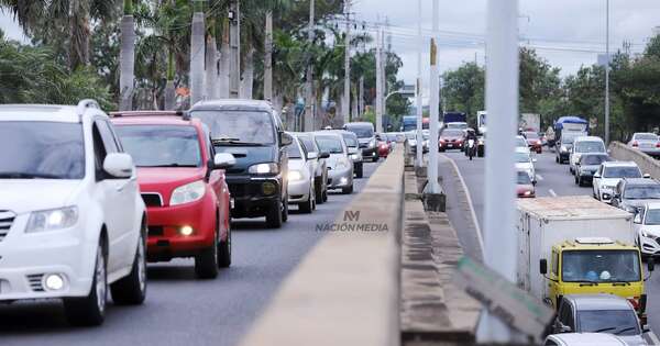 La Nación / Es imperante el cambio del sistema de transporte público, afirman